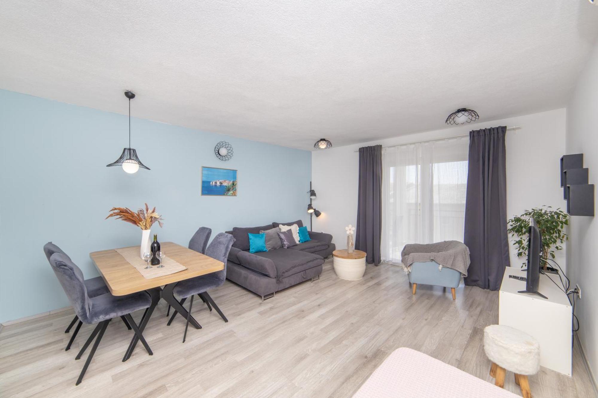 Ferdo Apartment *