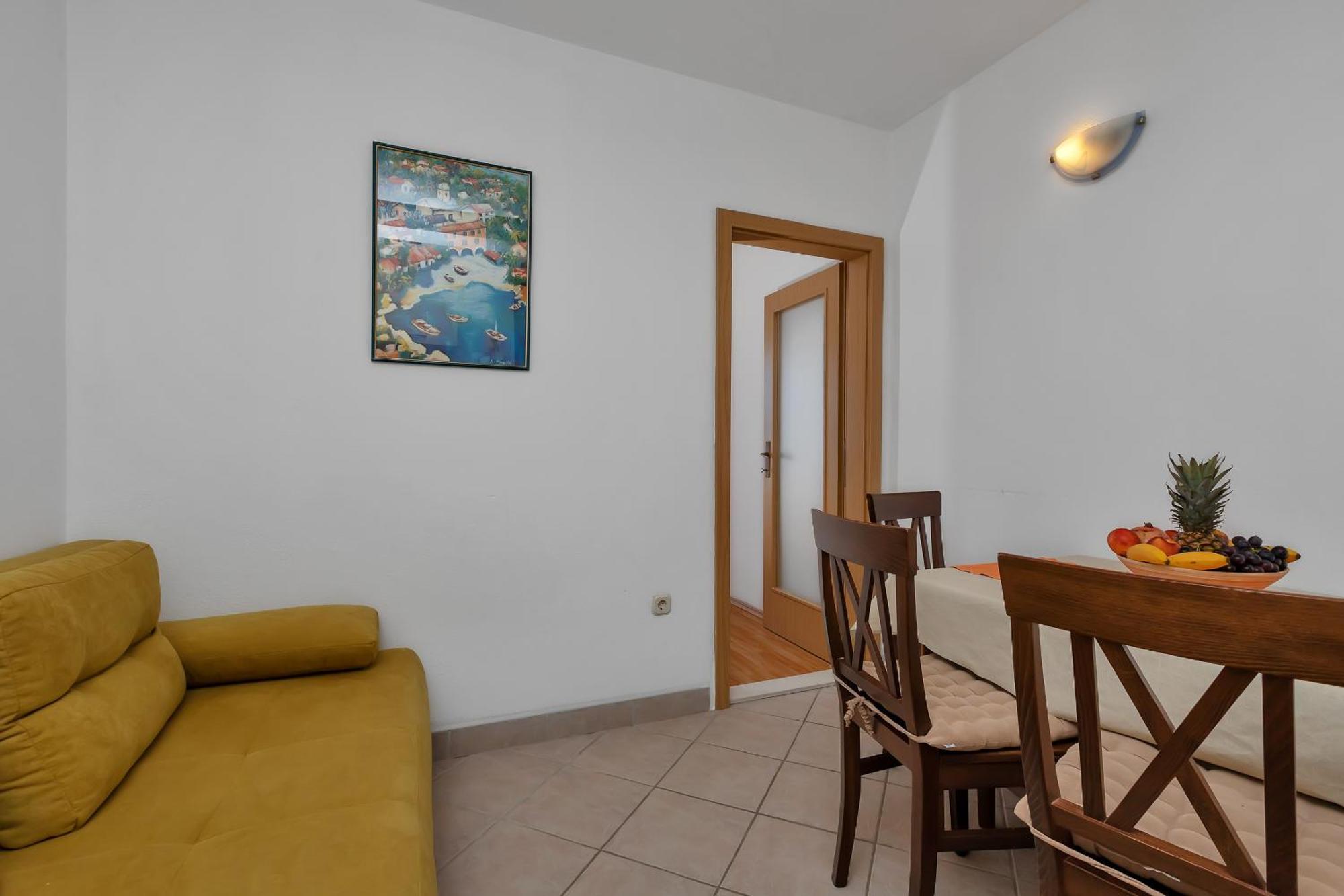 Ferdo Apartment *