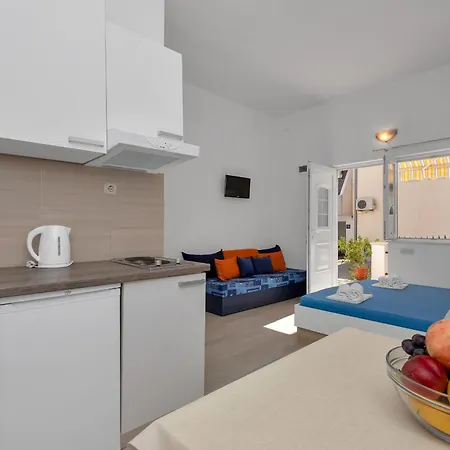 Apartments Ferdo Zivogosce Room photo