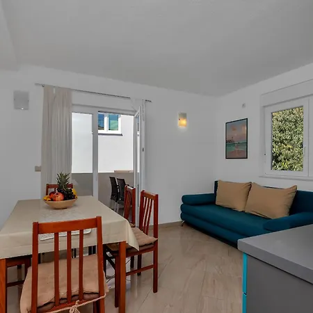 Apartments Ferdo Zivogosce Room photo