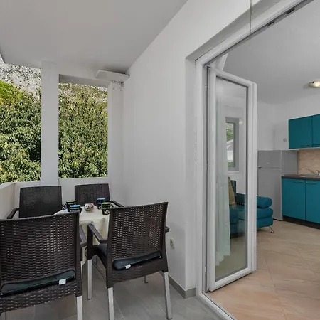 Apartments Ferdo Zivogosce Room photo