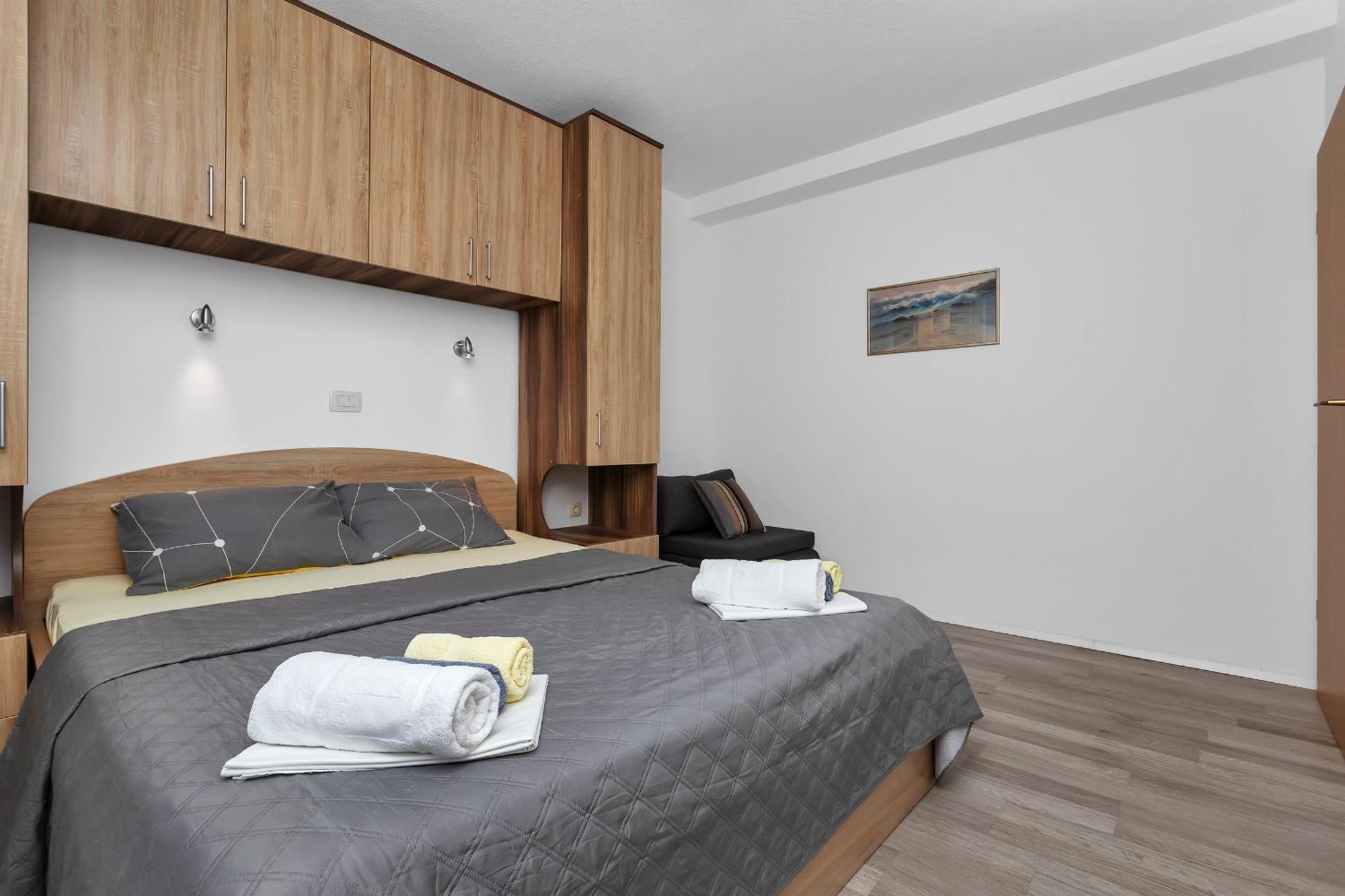 Apartment Ferdo Zivogosce
